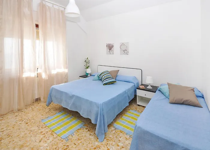 1 Bedroom Beautiful Apartment In Torvaianica